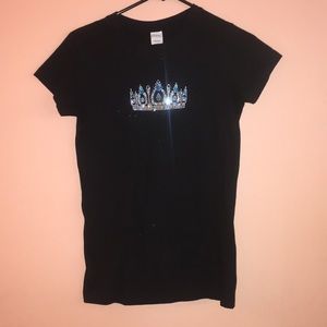Size M Black Custom Crown Tee